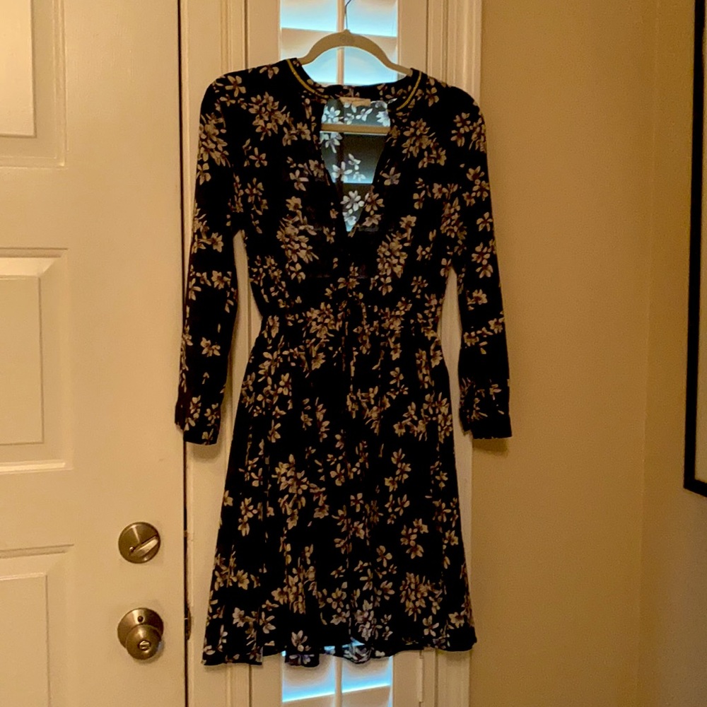Pretty Mystree floral dress